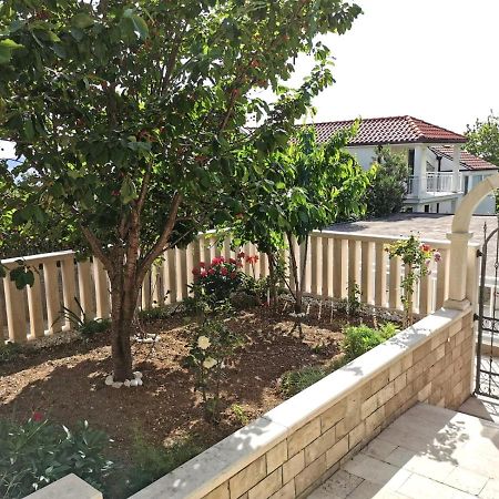 Villa Ruza 30M From The Beach Baška Voda Kültér fotó
