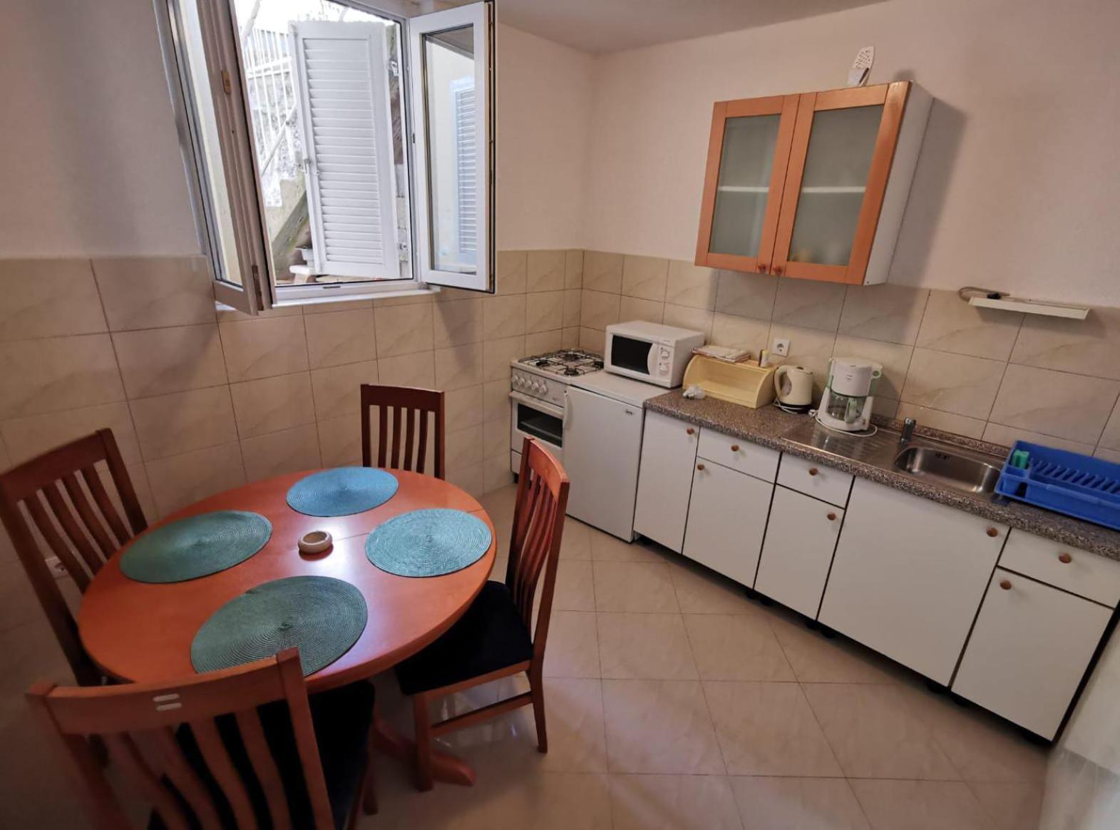 Villa Ruza 30M From The Beach Baška Voda Szoba fotó