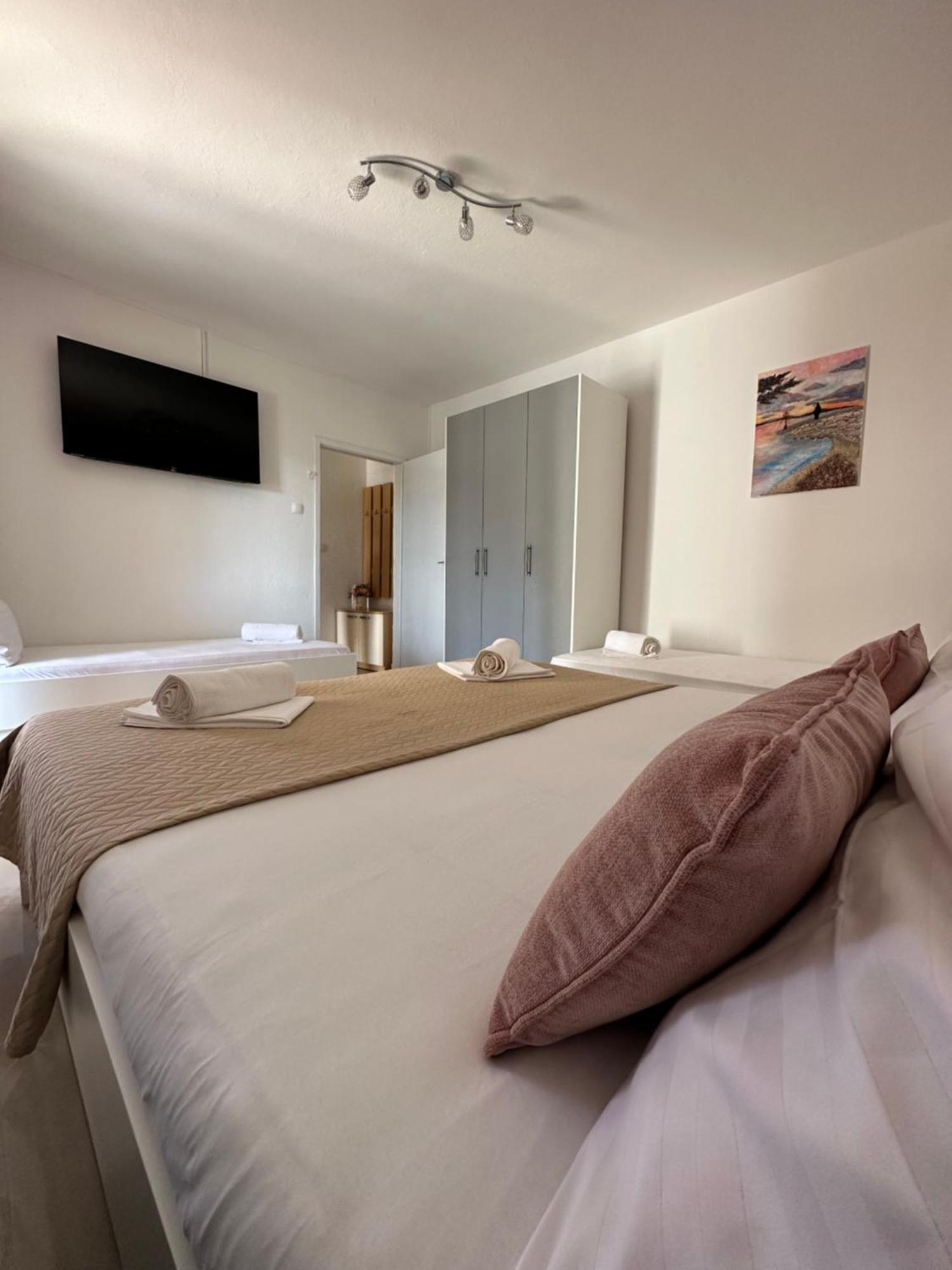Villa Ruza 30M From The Beach Baška Voda Szoba fotó